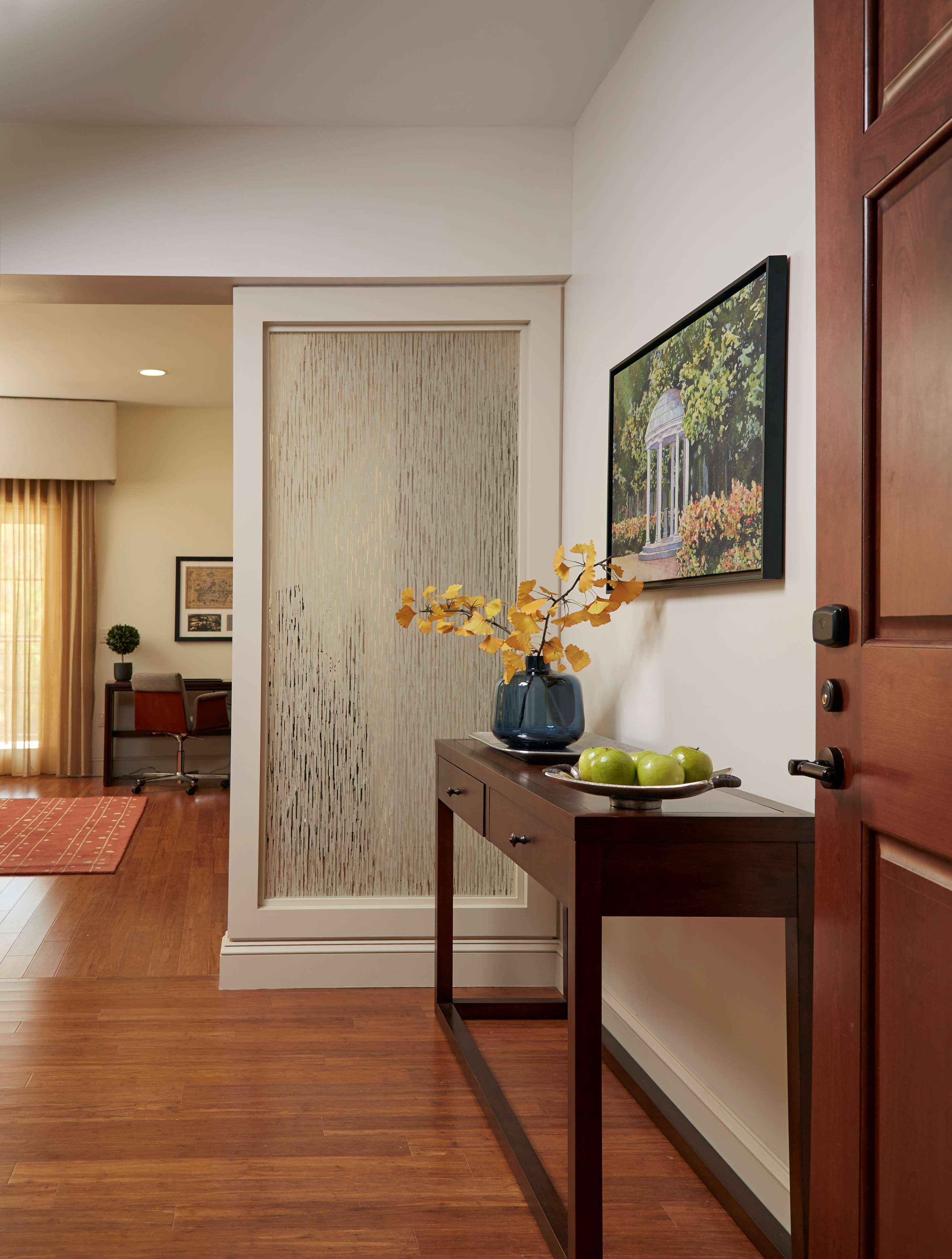 Rizzo Center, A Destination By Hyatt Hotel Chapel Hill Exterior photo