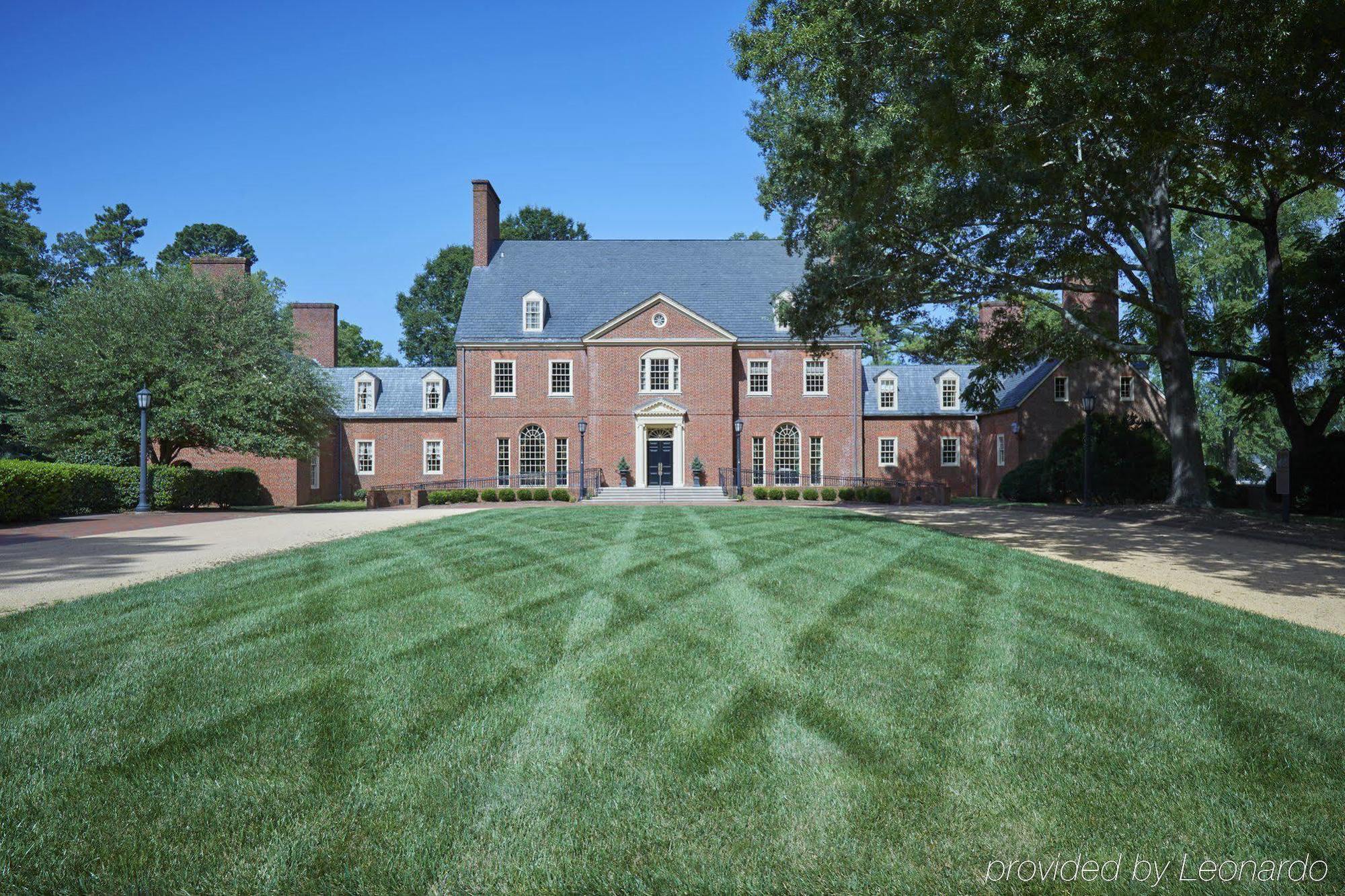 Rizzo Center, A Destination By Hyatt Hotel Chapel Hill Exterior photo